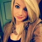Ibtissame, 22 ans, Saint-Julien-des-Chazes