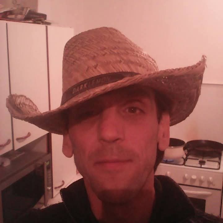 Hugh, 45 ans, Lavaudieu