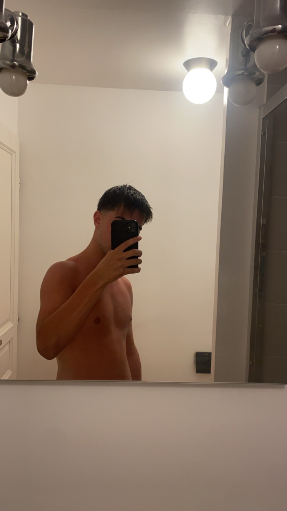 Chouaib, 22 ans, Dunières