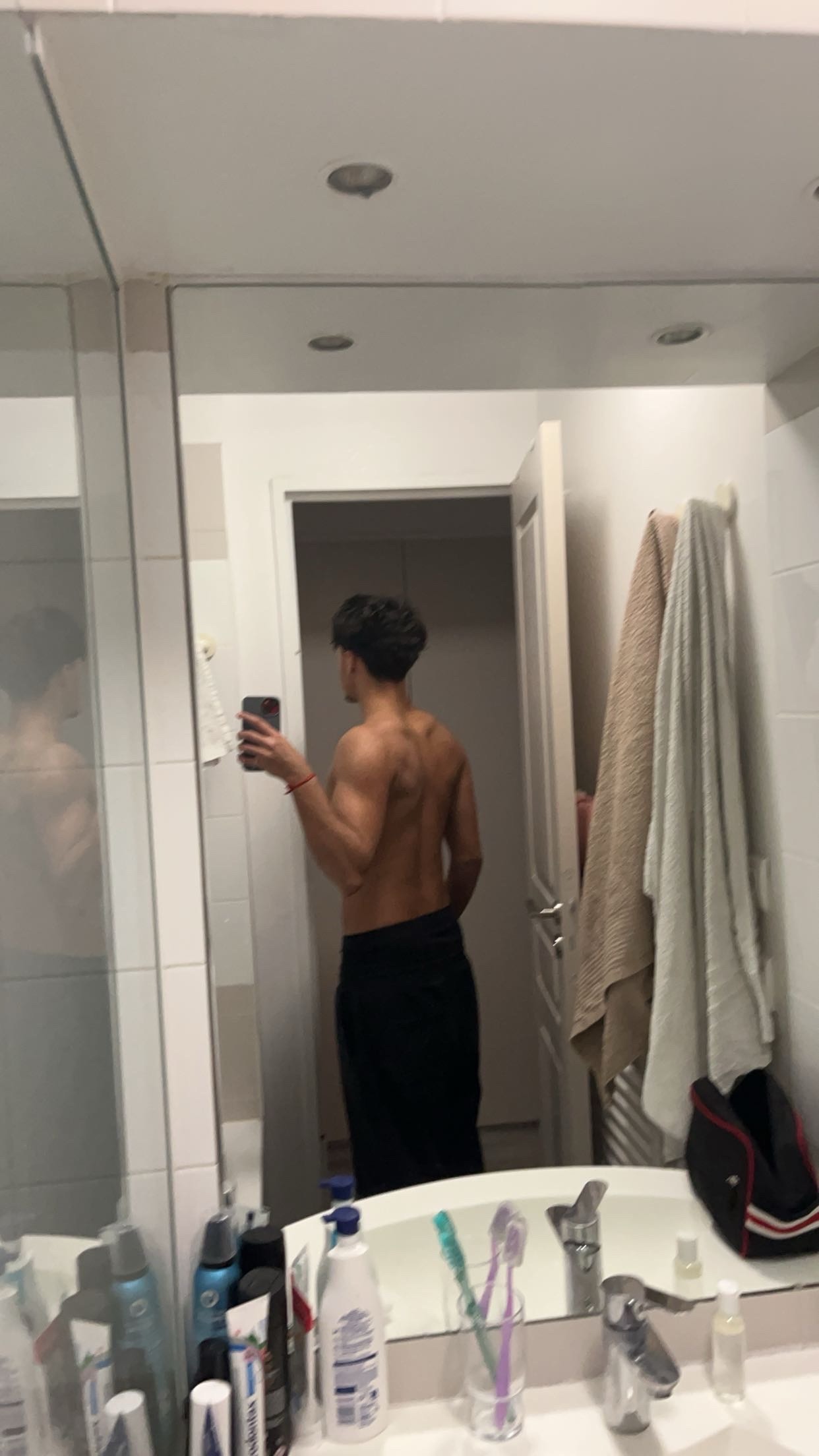 Ayed, 22 ans, Javaugues
