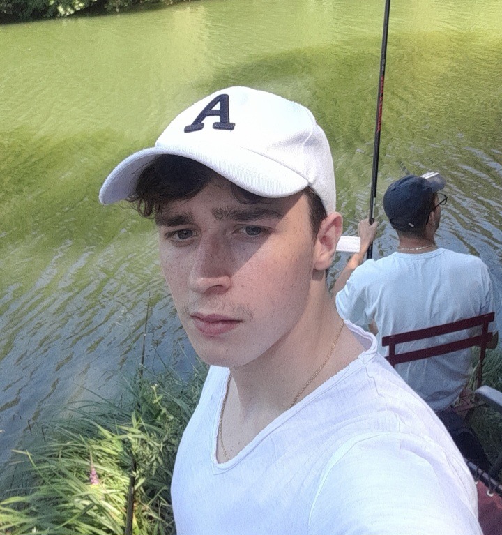 Cemal, 22 ans, Saint-Haon